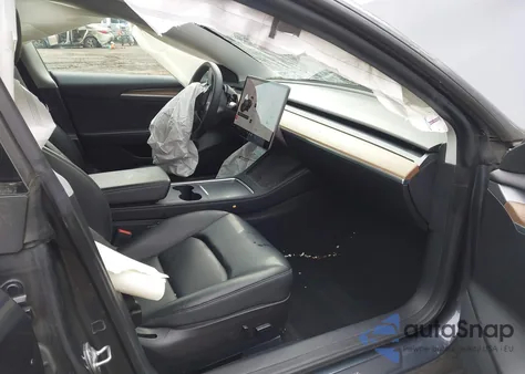 2022 Tesla Model 3 Long Range Dual Motor All-Wheel Drive z USA, uszkodzony, nr VIN 5YJ3E1EB8NF112813